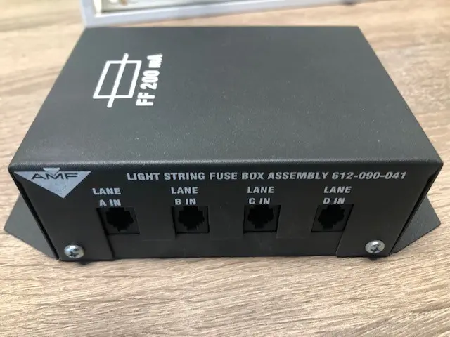 Light string fuse box asm USED